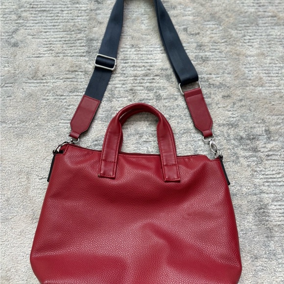 Nautica Red-Burgundy Cabin Fever Med Faux Leather Satchel Silver Tone Hardware - Picture 8 of 15